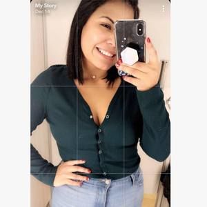 Meet your Posher, Gladis